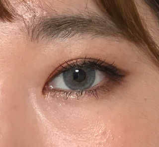피카소 속눈썹 접착제 2종 + 아이미속눈썹 2종 — 4.5점을 준 리뷰어가 2019년 10월 올린 사용 사진