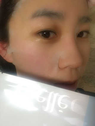 비엘리 브라이트닝&모이스처라이징 앰플 마스크 — 4점을 준 리뷰어가 2016년 12월 올린 사용 사진