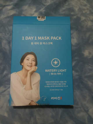 리아진 LYAJIN 1 일 1 팩 마스크 팩 - 3 종류 — 5점을 준 리뷰어가 2018년 8월 올린 사용 사진