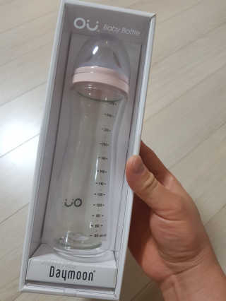 엄마의 바램을 담은 프리미엄 감성젖병 오유위시 260ml — 5점을 준 리뷰어가 2020년 3월 올린 사용 사진