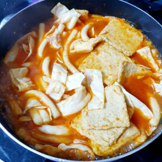 [홍코너떡볶이]옛날떡볶이 인기맛 4팩세트 — 5점을 준 리뷰어가 2019년 11월 올린 사용 사진