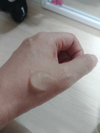 [후르디아] 모공케어 겉보속촉 여름 수분크림 — 3점을 준 리뷰어가 2019년 7월 올린 사용 사진