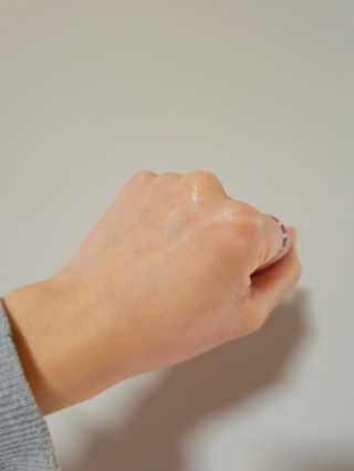 리얼베리어 아쿠아 수딩 젤 크림 대용량 기획세트 — 4.67점을 준 리뷰어가 2018년 6월 올린 사용 사진