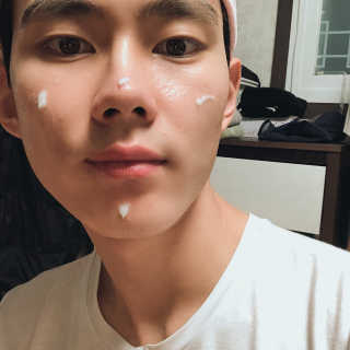도루코 페이스 MCARE 클렌징폼, 올인원 에센스 — 3점을 준 리뷰어가 2020년 1월 올린 사용 사진