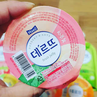 데르뜨 떠먹는 과일 3종, 짜먹는 과일 2종 총 10개 체험 — 5점을 준 리뷰어가 2020년 3월 올린 사용 사진