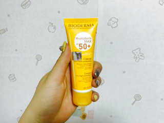 BIODERMA 바이오더마 포토덤 아쿠아 플루이드 선 — 4점을 준 리뷰어가 2017년 3월 올린 사용 사진