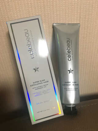 셀레뷰 슈퍼 글램 엑스폴리에이팅 마스크 — 5점을 준 리뷰어가 2017년 8월 올린 사용 사진