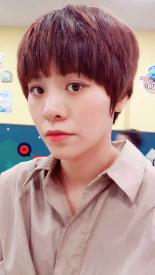 [블랙루즈] 에어 핏 벨벳 틴트3 택1+랜덤1 — 4점을 준 리뷰어가 2019년 7월 올린 사용 사진