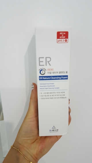 Dr.메디션 ER 네이처 클렌징폼- 오일리스킨용 — 5점을 준 리뷰어가 2018년 7월 올린 사용 사진
