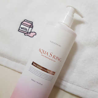 아쿠아큐링 아쿠아S링 퓨어리프레싱 헤어케어 500ml — 5점을 준 리뷰어가 2018년 7월 올린 사용 사진