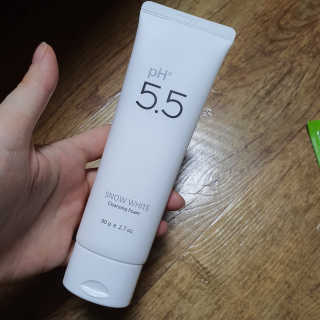 포므시 스노우화이트클렌징폼pH5.5 — 5점을 준 리뷰어가 2020년 3월 올린 사용 사진