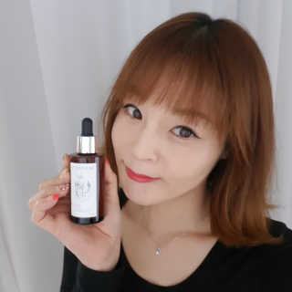 보타니티 [홍]조[진]정[결]케어 플라본 세럼 — 5점을 준 리뷰어가 2018년 5월 올린 사용 사진