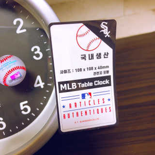 MLB WATCH n LEISURE MLB 아날로그 디자인 탁상시계 8종 — 5점을 준 리뷰어가 2019년 12월 올린 사용 사진