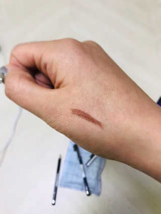 림멜 프로페셔널 아이브로우 펜슬 1+1 — 4점을 준 리뷰어가 2019년 12월 올린 사용 사진