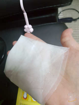 지고트 마스크팩 16종 — 4점을 준 리뷰어가 2019년 3월 올린 사용 사진