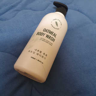 (주)에네스티 내추럴 촉촉  오트밀 바디워시 500ml — 5점을 준 리뷰어가 2019년 12월 올린 사용 사진