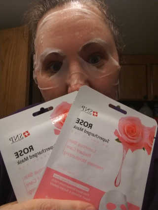 SNP Supercharged Mask_Rose Centifoli Flower — 4점을 준 리뷰어가 2019년 1월 올린 사용 사진