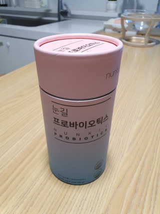 눈길 프로바이오틱스 눈길 콜라겐 프로바이오틱스 — 3점을 준 리뷰어가 2019년 11월 올린 사용 사진
