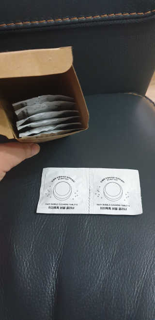[에코앤드]이지톡톡 버블클리너 1종세척제 — 5점을 준 리뷰어가 2019년 6월 올린 사용 사진