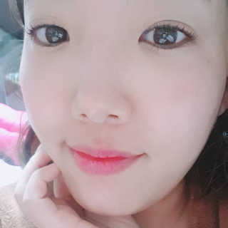 AHC 에이 에이치 씨 미니멀 10 워터리 에센스 — 4.33점을 준 리뷰어가 2018년 12월 올린 사용 사진