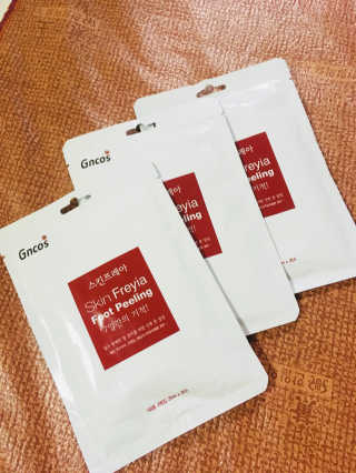 OMYLIFE Skin Freyia Foot Peeling — 2.33점을 준 리뷰어가 2018년 6월 올린 사용 사진