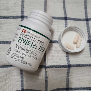 라플레 염창환 박사의 3세대 유산균, 인빅터스 프로 — 5점을 준 리뷰어가 2019년 9월 올린 사용 사진