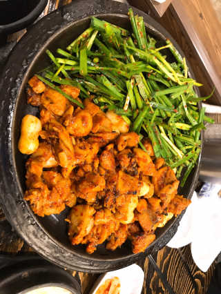 고향원조숯불닭갈비 [고향산천원조숯불닭갈비] 뼈없는 숯불닭갈비 2인세트 — 2.67점을 준 리뷰어가 2018년 10월 올린 사용 사진