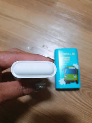 아토팜 야외놀이 선스틱 SPF50+ PA++++ — 5점을 준 리뷰어가 2019년 5월 올린 사용 사진