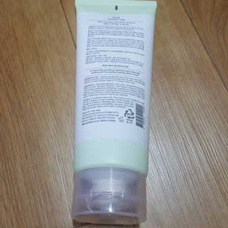 본다움 알로에 베라 수딩젤 — 3점을 준 리뷰어가 2019년 6월 올린 사용 사진