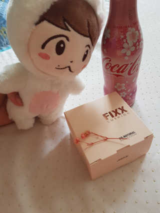 쏘내추럴 밀착 착붙 픽스쿠션 — 3점을 준 리뷰어가 2019년 8월 올린 사용 사진