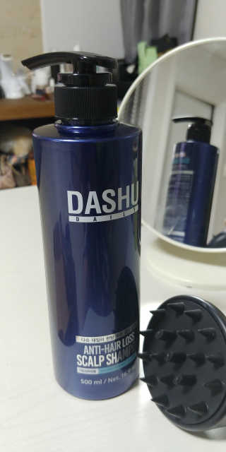 다슈코리아 다슈 단백질 한방 두피 골드 샴푸 500ml +샴푸브러쉬 — 3점을 준 리뷰어가 2020년 1월 올린 사용 사진