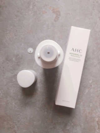 AHC 에이 에이치 씨 미니멀 10 워터리 에센스 — 3.5점을 준 리뷰어가 2018년 12월 올린 사용 사진