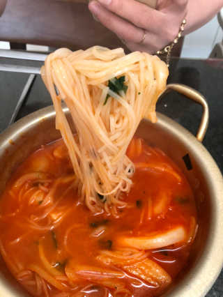 풀무원 마라덕후 모여라~ 사천식 마라쌀국수+마라볶음쌀국수 — 4점을 준 리뷰어가 2019년 10월 올린 사용 사진
