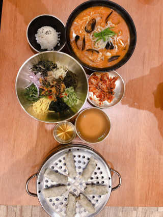 풍국면_강남직영점 [풍국면 강남직영점] 공팔세트 2종 중 택 1 — 4.5점을 준 리뷰어가 2018년 12월 올린 사용 사진
