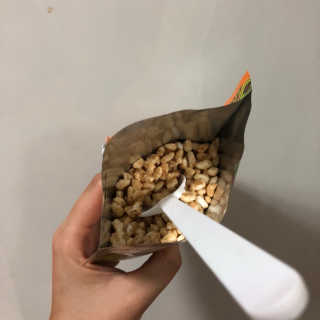 아우노그라노 오리지날, 진짜 베리, 진짜 카카오 — 5점을 준 리뷰어가 2018년 6월 올린 사용 사진