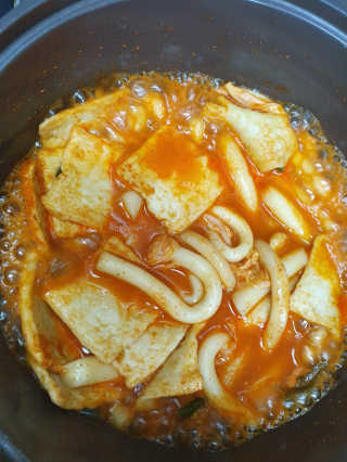 잠실맛집,홍코너떡볶이가우리집에[옛날맛,짜장맛옵션] — 5점을 준 리뷰어가 2019년 12월 올린 사용 사진
