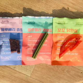 푸디웜 주식회사 [푸디웜] 강아지 저알러지 수제간식 3종세트 — 5점을 준 리뷰어가 2018년 12월 올린 사용 사진