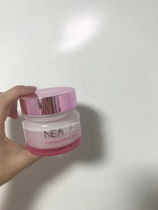 NEAROS 네아로스 오투 블랑 테라피 크림 — 4.67점을 준 리뷰어가 2017년 11월 올린 사용 사진