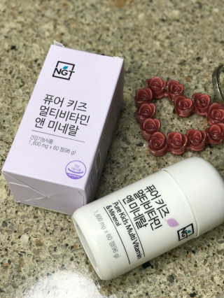 네츄럴굿띵스 퓨어 키즈 멀티비타민 앤 미네랄 30일분 — 4.33점을 준 리뷰어가 2017년 10월 올린 사용 사진
