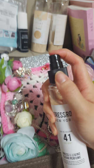 더블유드레스룸 드레스퍼퓸 150ml — 4.33점을 준 리뷰어가 2018년 6월 올린 사용 사진