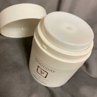 GoodDay Skincare GoodDay 강황크림 50g — 4.5점을 준 리뷰어가 2020년 1월 올린 사용 사진