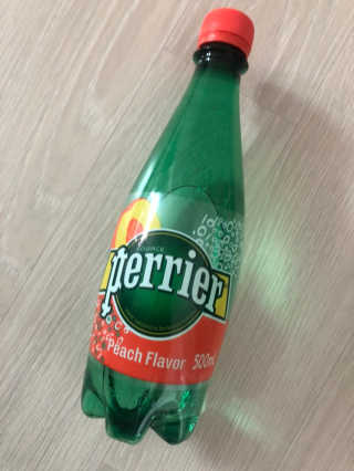 페리에 피치 500ml PET — 5점을 준 리뷰어가 2019년 11월 올린 사용 사진