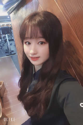 (주)에네스티 믹스베리 폭탄 트리트먼트 1000g — 5점을 준 리뷰어가 2019년 10월 올린 사용 사진