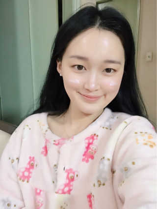 씨엘포 울트라 하이드라 루미너스 크림 — 4점을 준 리뷰어가 2017년 3월 올린 사용 사진