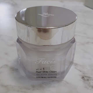 파시스 올인원 진주 화이트닝 크림 100ml — 4.5점을 준 리뷰어가 2019년 4월 올린 사용 사진