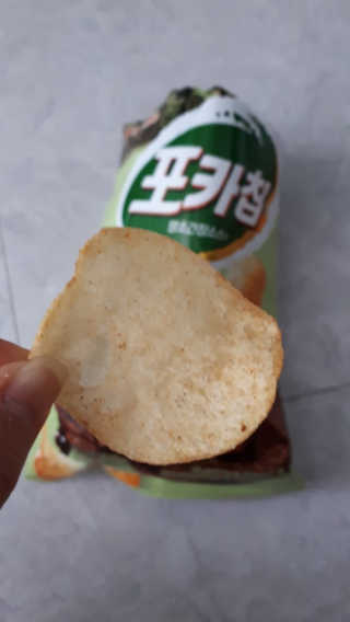 포카칩 햇감자 한정판 3종 — 5점을 준 리뷰어가 2019년 7월 올린 사용 사진