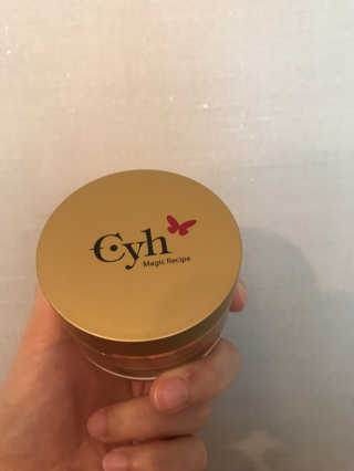 최윤하스텔라 최윤하 만물상 올인원 만능크림 — 5점을 준 리뷰어가 2018년 11월 올린 사용 사진