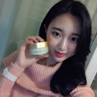 아이소이 코어탄력크림 — 4.67점을 준 리뷰어가 2018년 11월 올린 사용 사진