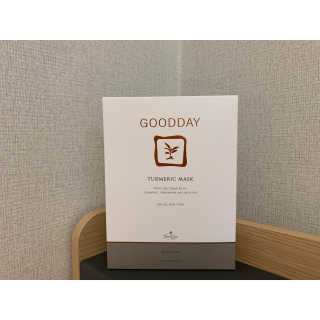 GoodDay Skincare GoodDay 강황 마스크 — 5점을 준 리뷰어가 2020년 3월 올린 사용 사진