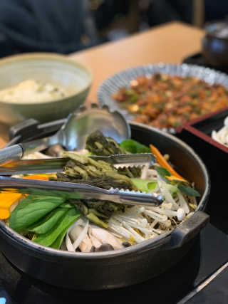 미스터시래기_수원점 [미스터시래기_수원]시래기샤브샤브와 꼬막무침2인SET — 4.5점을 준 리뷰어가 2019년 1월 올린 사용 사진